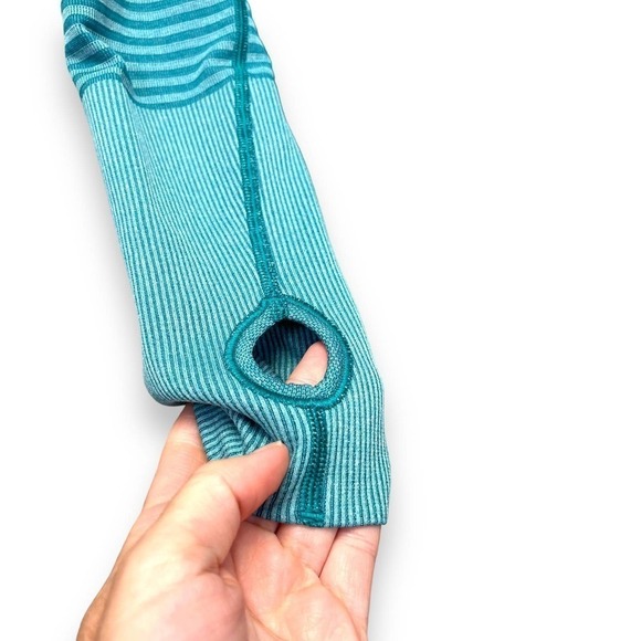 lululemon Top Womens 10 Blue Teal Swiftly Tech LS Athletic Gym Run Athleisure - Picture 5 of 12